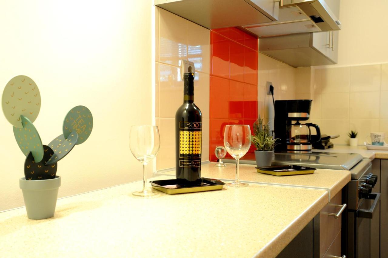 Olive And Orange Apartment Мистра Экстерьер фото